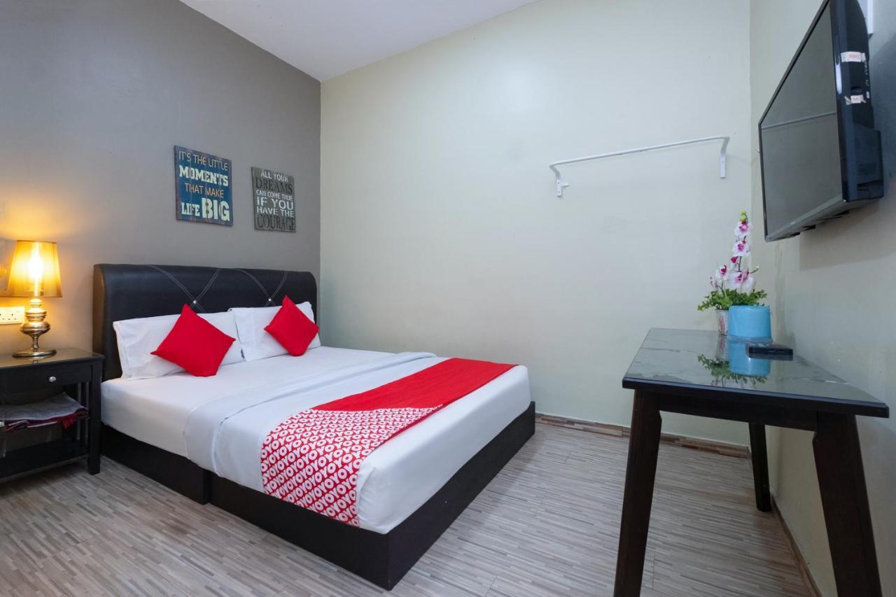 Oyo 89981 Nyamanya Hotel Kuantan Eksteriør billede