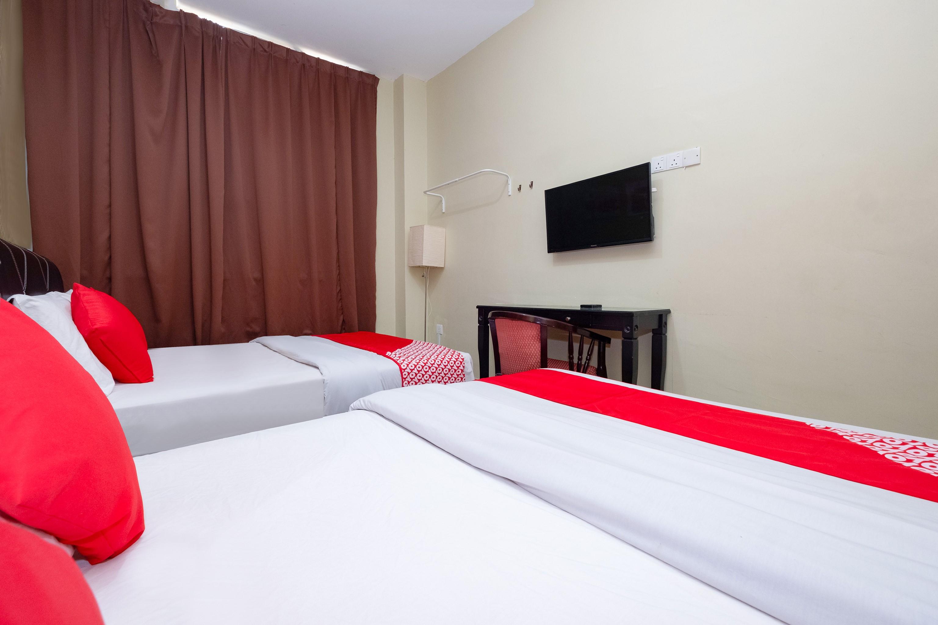 Oyo 89981 Nyamanya Hotel Kuantan Eksteriør billede