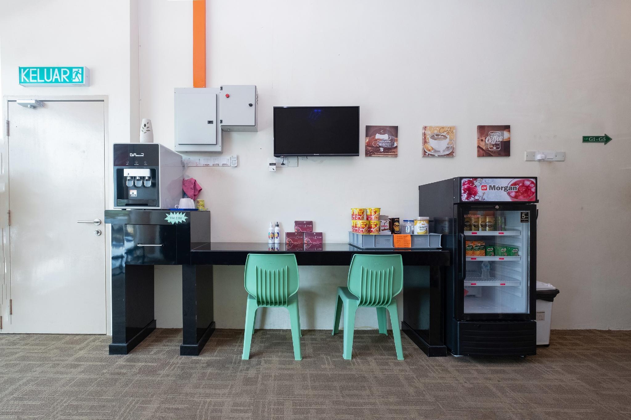 Oyo 89981 Nyamanya Hotel Kuantan Eksteriør billede